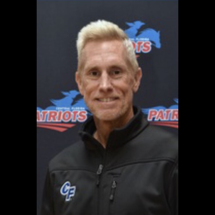 Coach+Mike+Lingle+has+been+the+assistant+coach+of+CFs+Softball+team+for+11+years.+He+has+now+taken+the+new+role+as+the+head+coach+for+this+season.
